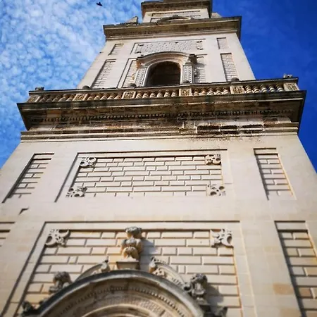 Charming With Baroque View - Apartamento *